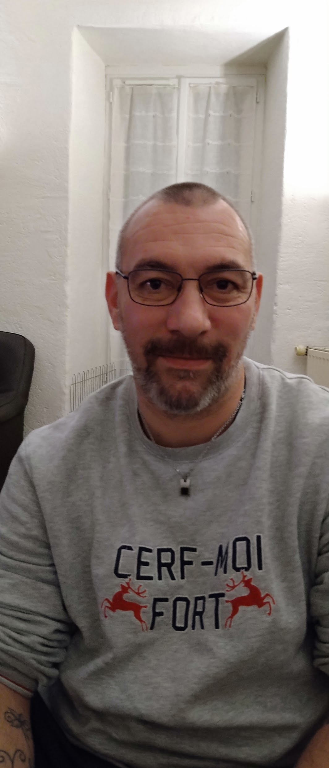 Thomas - Sinarcas - Valencia | Gay