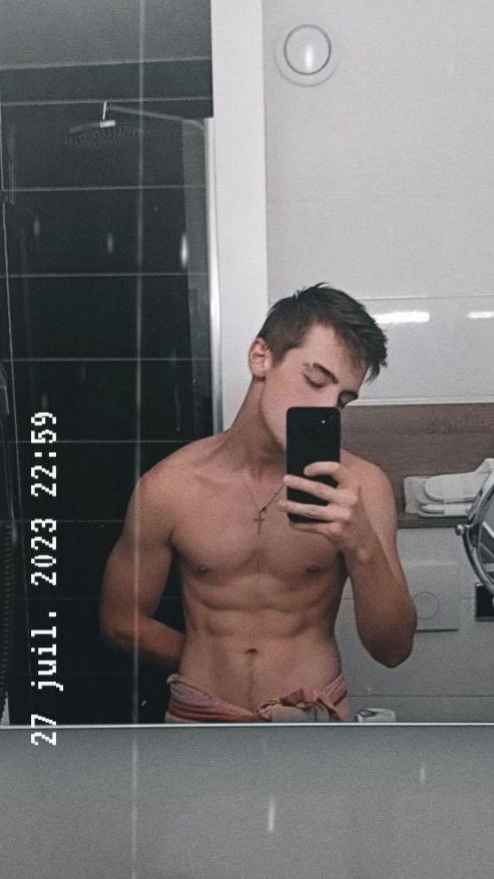 Yolas - Burjassot - Valencia | Gay